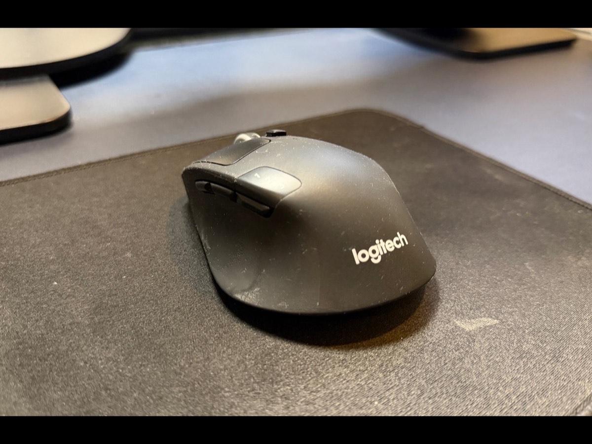 Logitech M720 Triathlon by Logitech